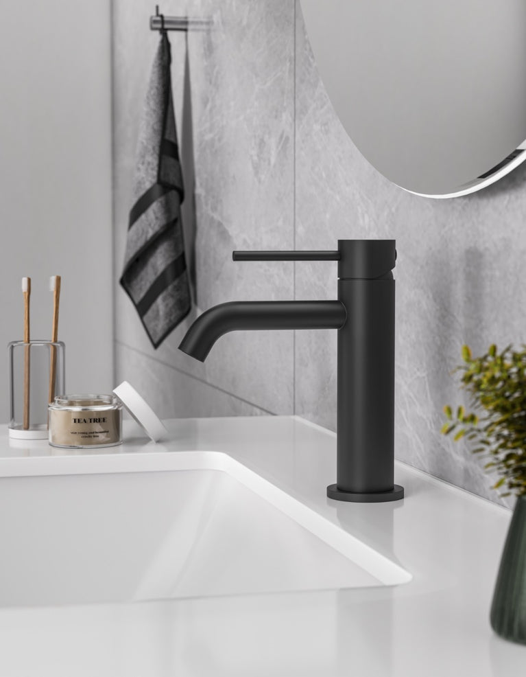 Robinet de lavabo court rond noir mat | Entrepôt de la Réno