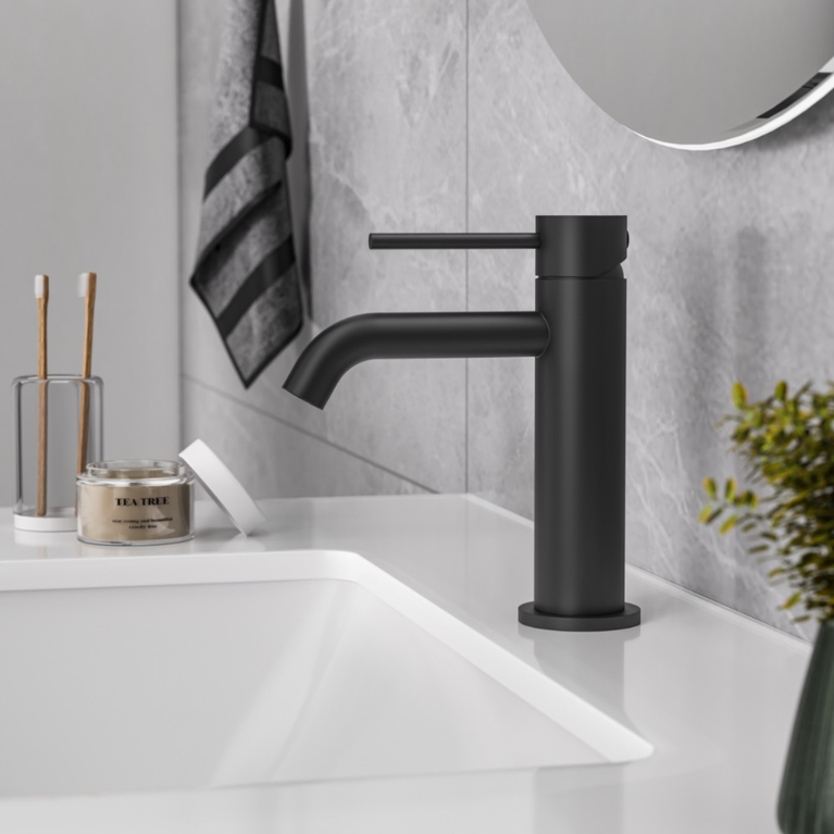 Short round matte black basin faucet