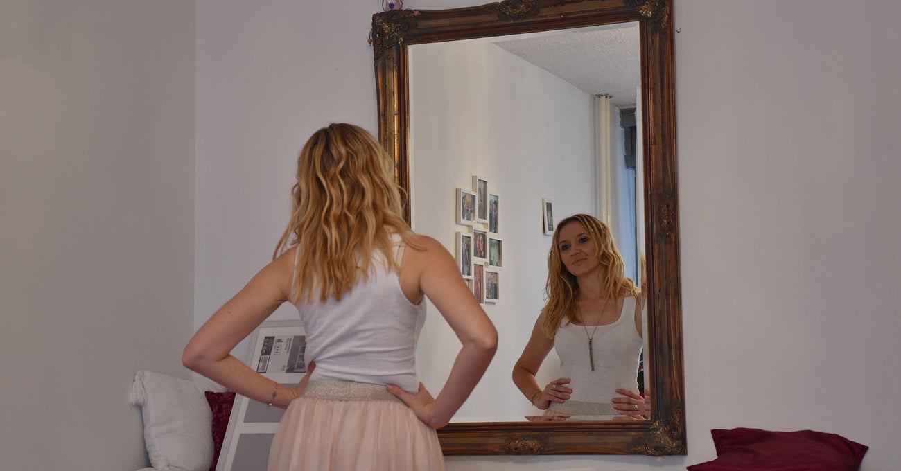 Comment utiliser les miroirs à notre avantage dans une pièce ?