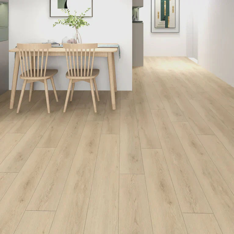 Créez un look uniforme irrésistible avec la collection Azura en vinyle SPC