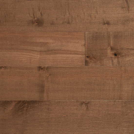 Plancher d'ingénierie érable Java, lames larges 6 pouces, finition brossée mate, couleur brun chaleureux avec nœuds, parfait pour un style classique et polyvalent. Nouveautés, En stock, Tous produits, Plancher d'ingénierie