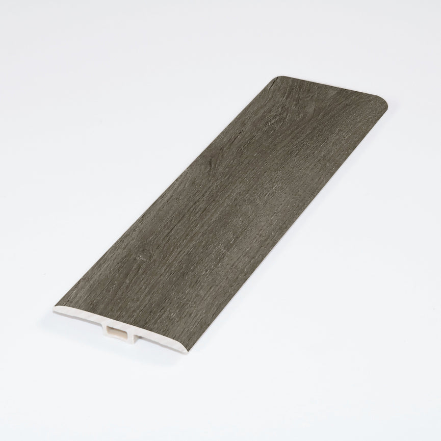 Moulure en T gris foncé pour plancher vinyle SPC, transition élégante entre pièces, finition soignée pour embrasures de porte, compatible avec planchers de même hauteur, Vinyles SPC, Nouveautés, En stock, Tous produits