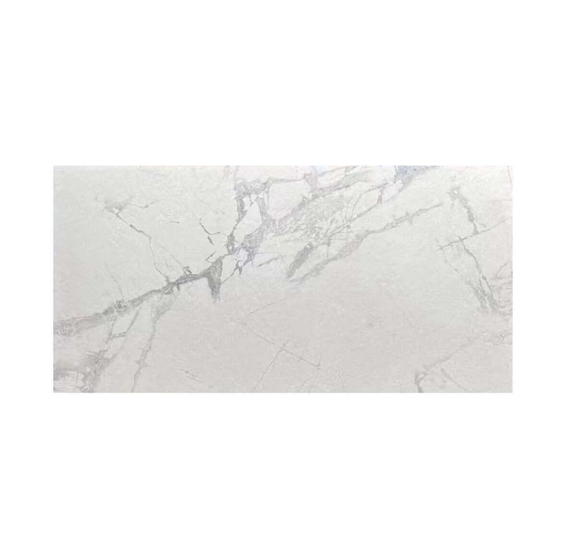 Carrelage Céramique Wow Calacatta 24"x48" en finition Lappato, aspect marbre blanc veiné de gris. Texture lisse et brillante pour sols et murs, idéal pour espaces résidentiels et commerciaux.