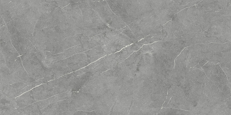 Carrelage en céramique effet marbre gris Grigio, texture mate avec veines blanches subtiles, format 24x48 pouces, idéal pour sols et murs, ambiance élégante et contemporaine